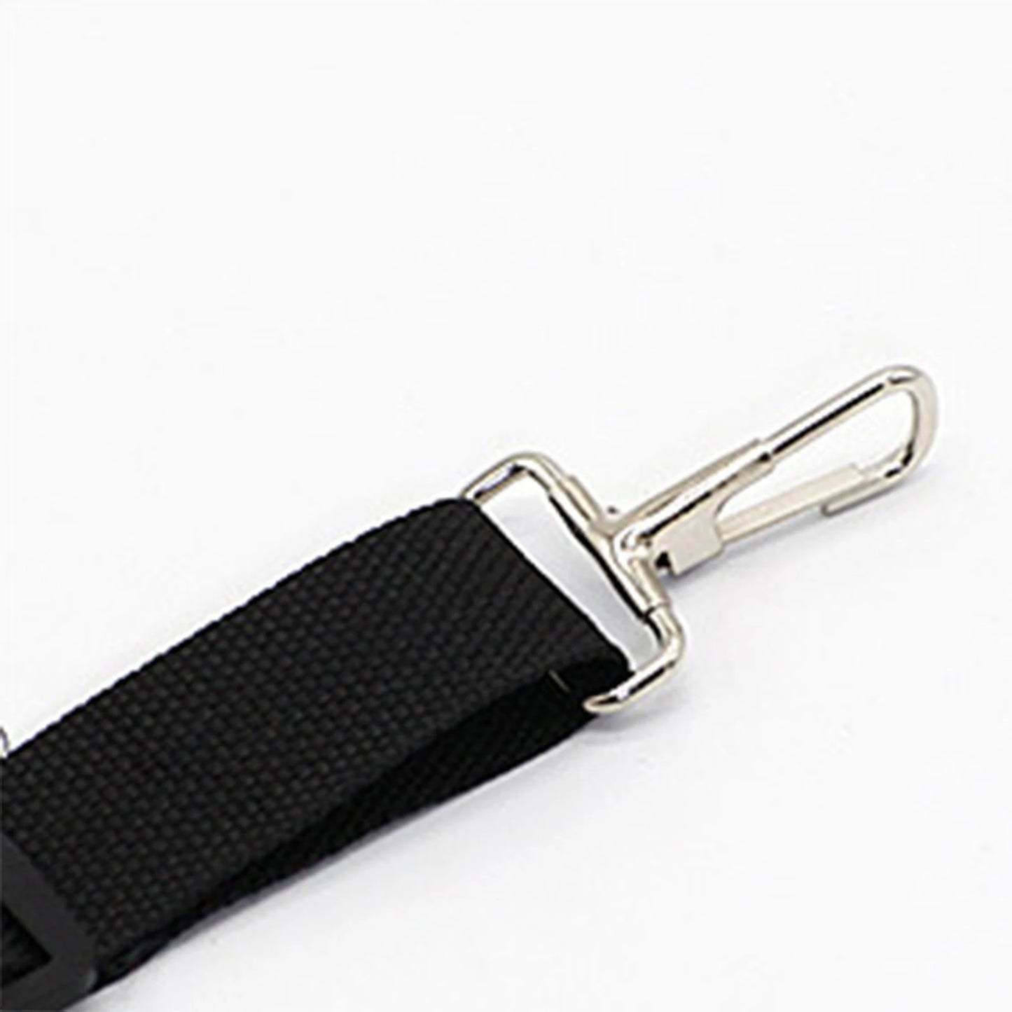 Hamac pour chat suspendu par courroies avec attaches métallique.
