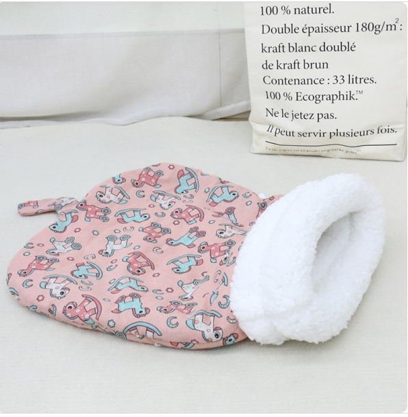 Panier pour Chat Couchage Rose pour caractéristique