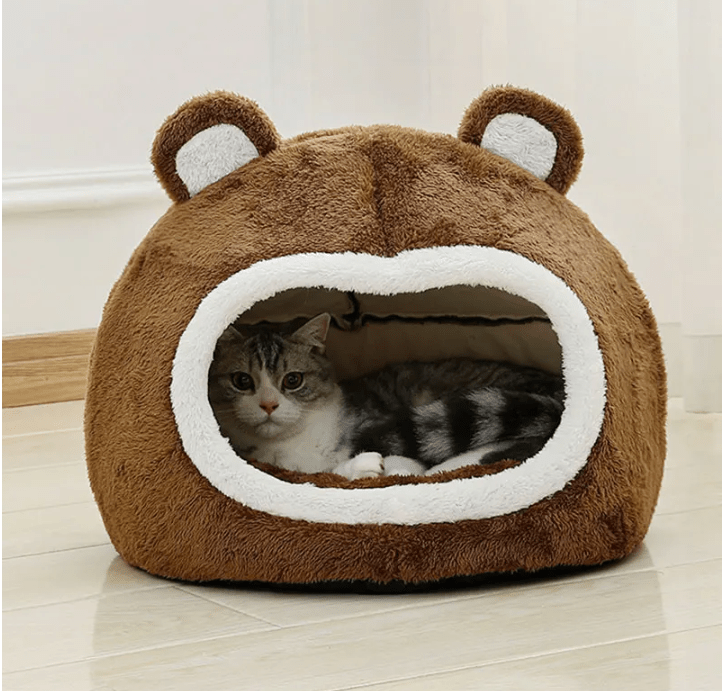 Panier pour chat au visage d'ours brun pour ĂȘtre zen