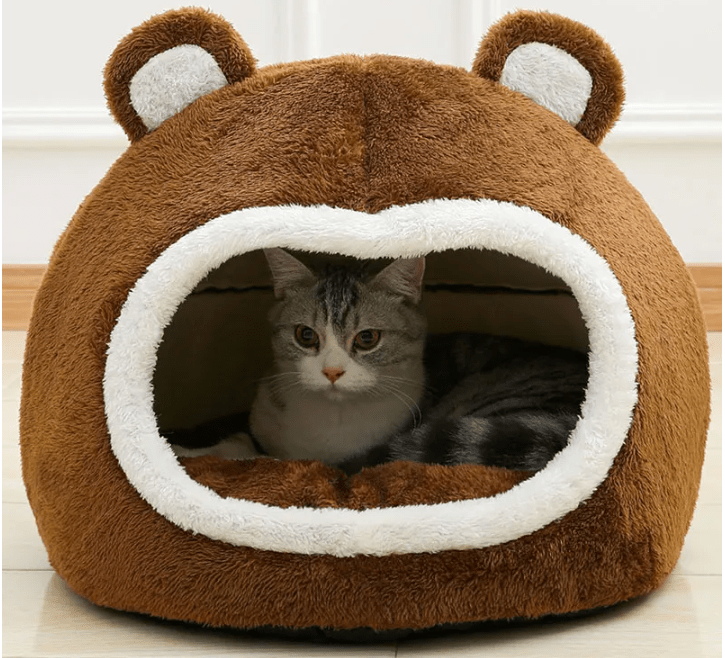 Panier pour chat au visage d'ours brun moelleux