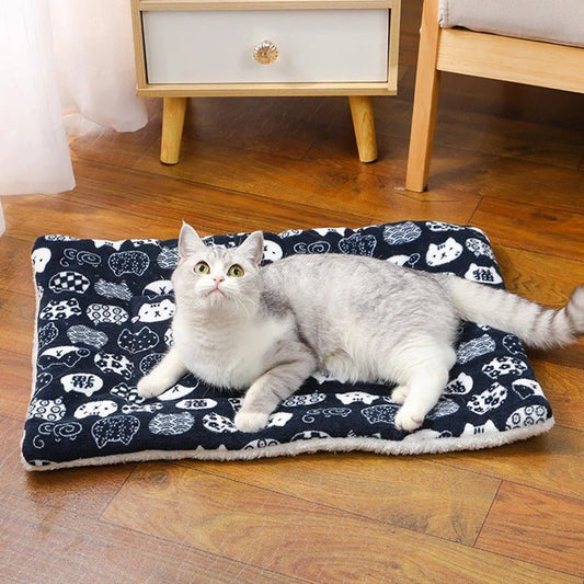 Coussin pour chat en tapis ultra couleur marine