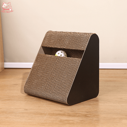 Griffoir pour chat triangulaire brun