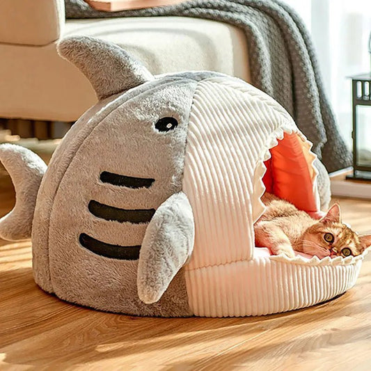 Maison pour chat forme de requin pour le repos grise