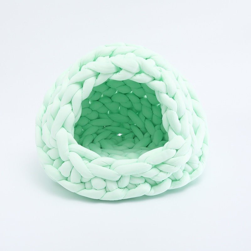 Panier pour chat tressé vert